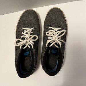 Nike check solar canvas SB size 7.5